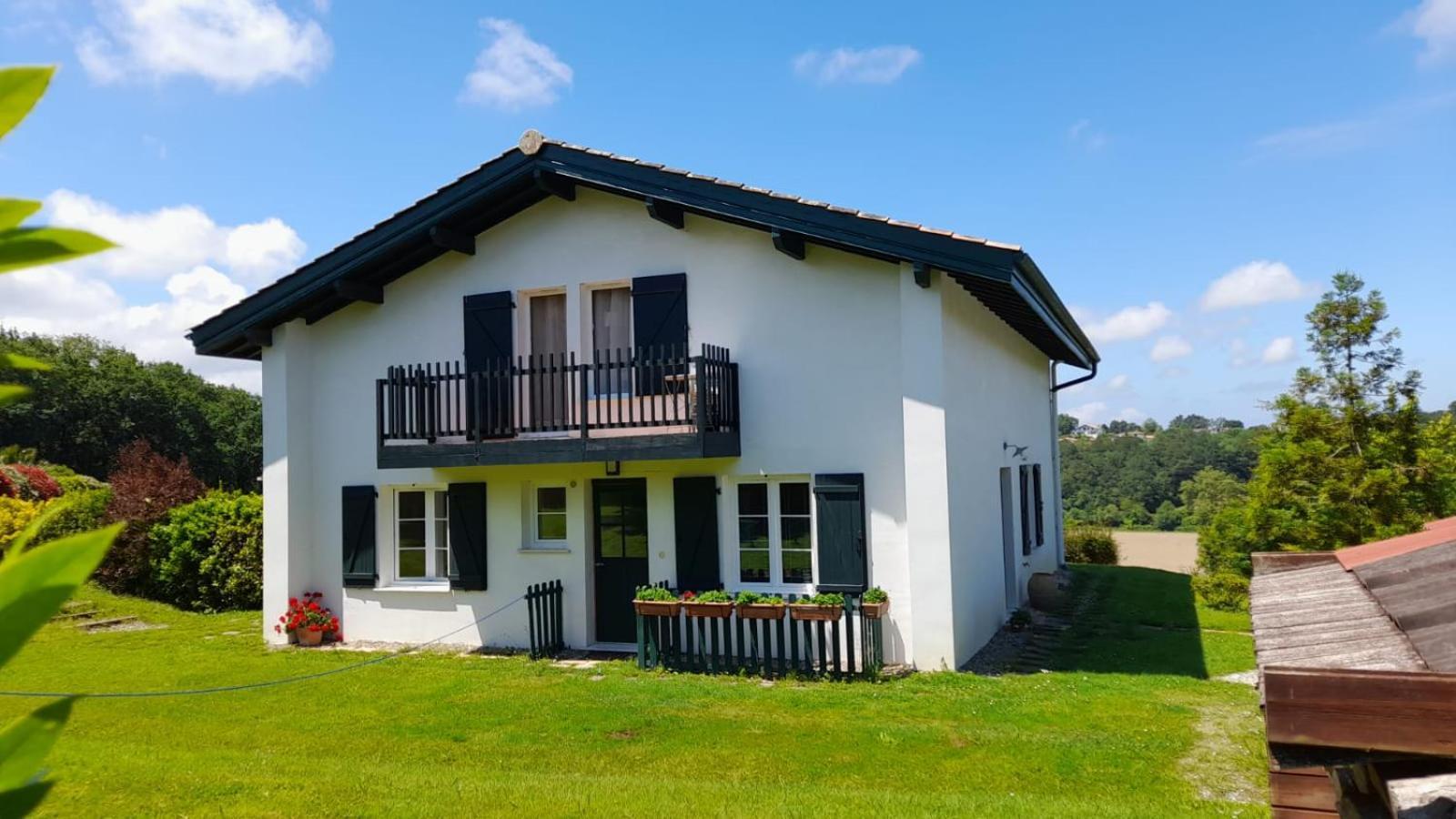 Maison Ihi-Toki - Apartamento Planta Baja T2 40M2 - Apartamento Planta Alta T3 54M2 Saint-Pée-sur-Nivelle Esterno foto